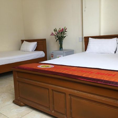 Full Moon Party Hotel Hai Phong Exterior photo